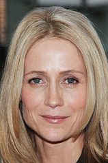 photo of person Kelly Rowan