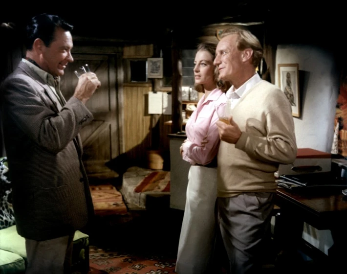 William Holden, Trevor Howard y Capucine en el-leon