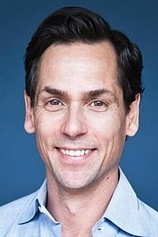 photo of person Chris Handfield