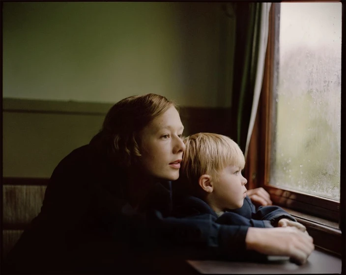 Alba August y Marius Damslev en conociendo-a-astrid