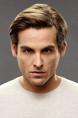 photo of person Kevin Zegers