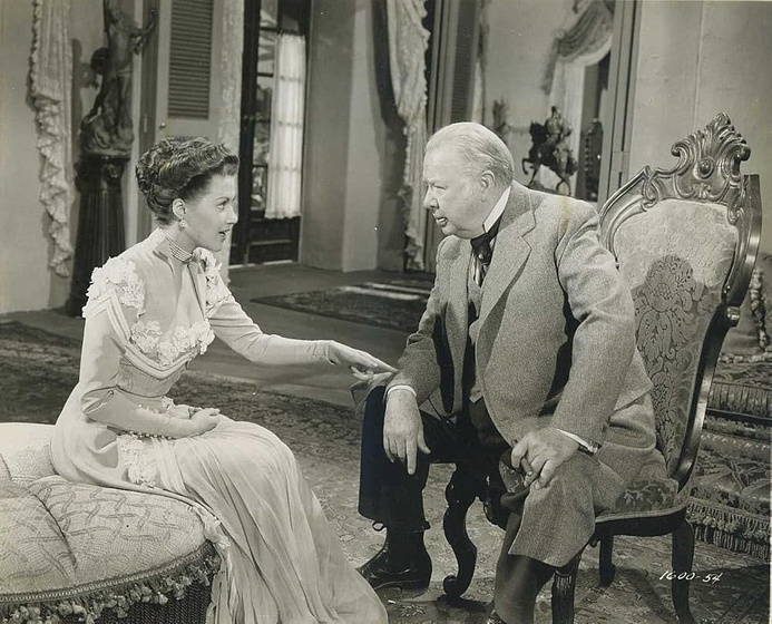Yvonne De Carlo y Charles Coburn en La Dama que Conquistó el Oeste (La Cautivadora)