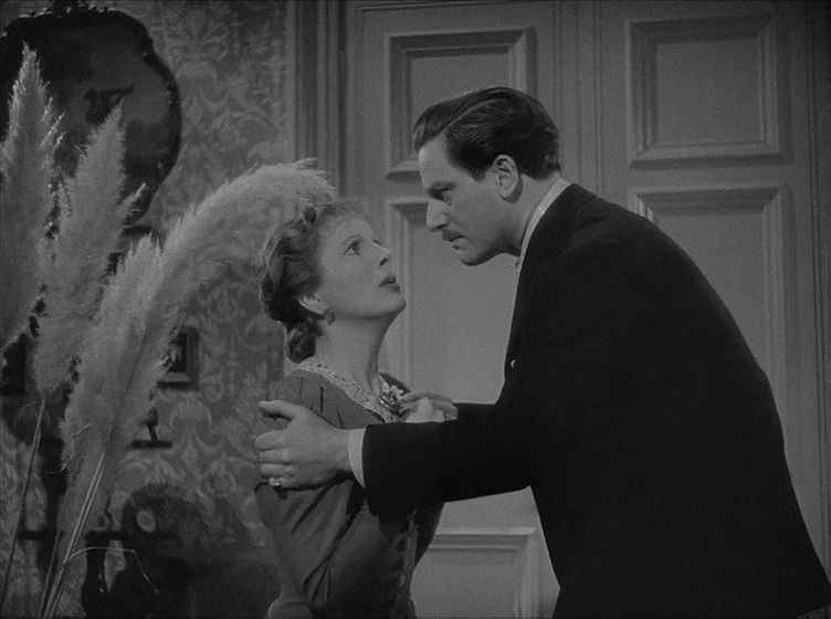 Anton Walbrook y Diana Wynyard en luz-de-gas