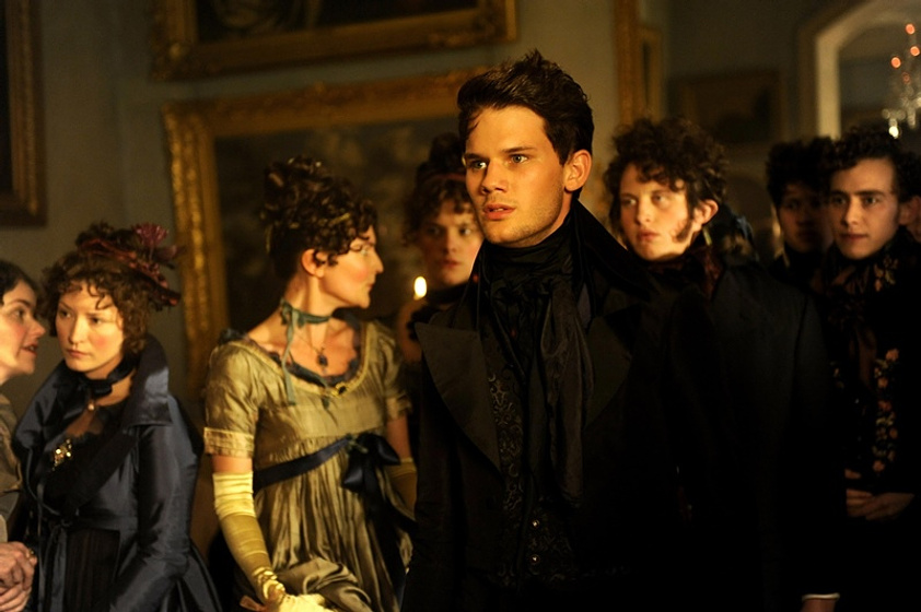 Jeremy Irvine en Grandes Esperanzas