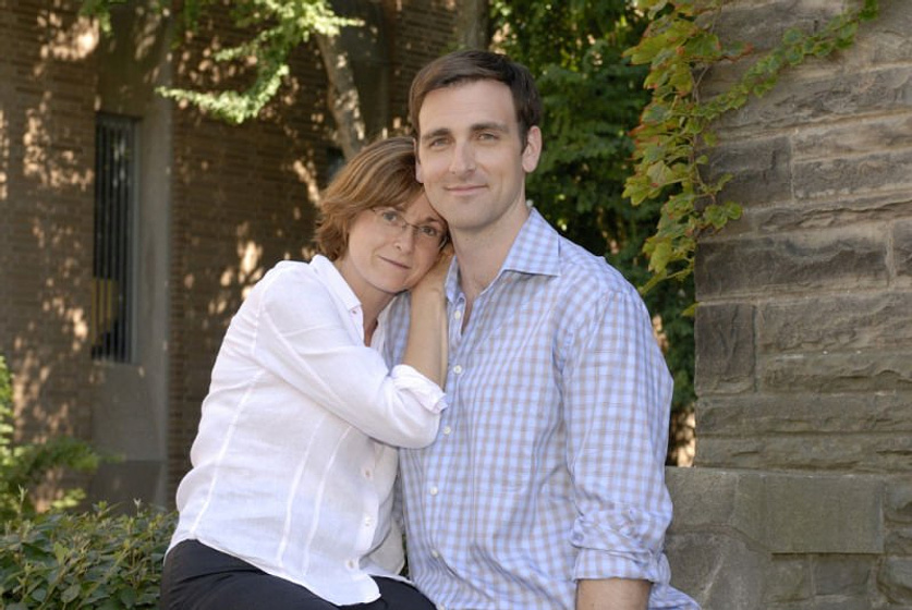 Amanda Root y Brandon Firla en Una Amiga del Pasado