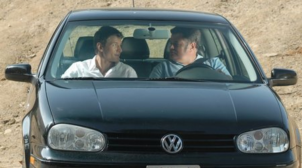 Michael Badalucco y Philip Winchester en En Mis Sueños (In My Sleep)