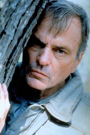 Chelcie Ross en trazos-del-pasado