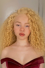 picture of actor Sania Halifa