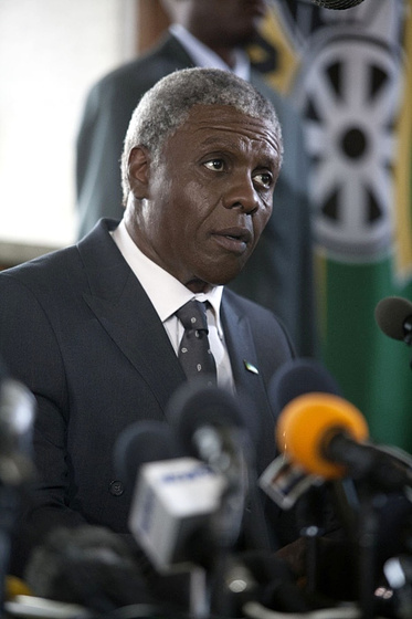 Idris Elba en Mandela. Del Mito al Hombre