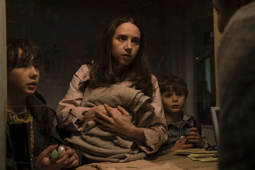 Zoe Kazan en la-amabilidad-de-los-extranos