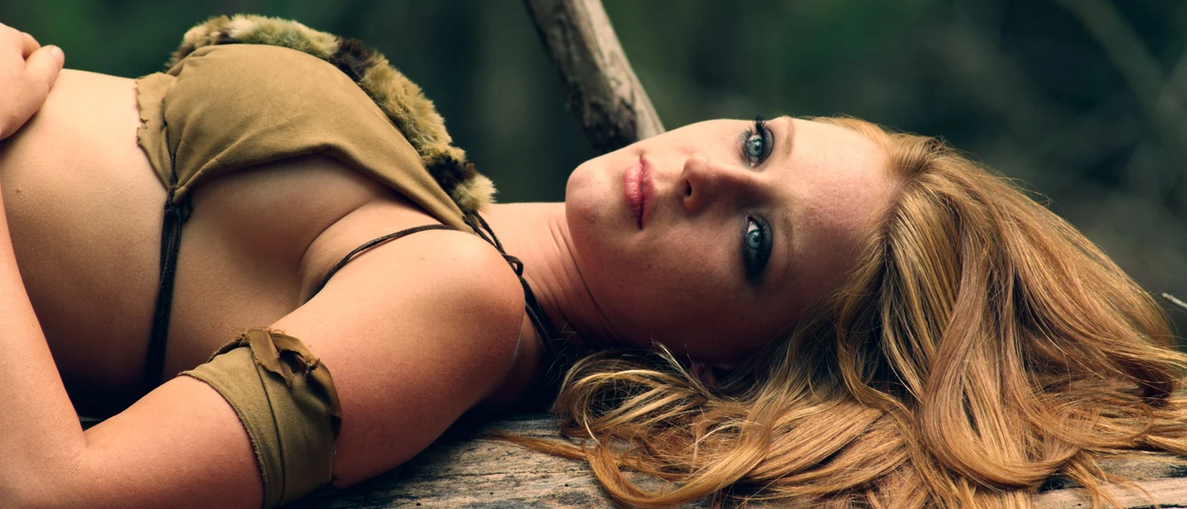 Cali Danger en inara-the-jungle-girl