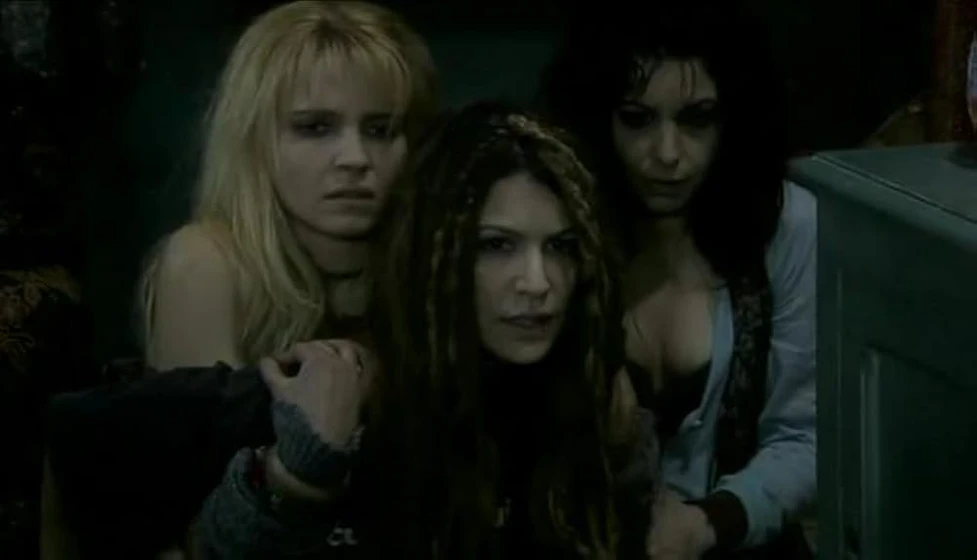 Vicky Harris, Jenny Kitseli y Arhontissa Mavrakaki en the-zero-years
