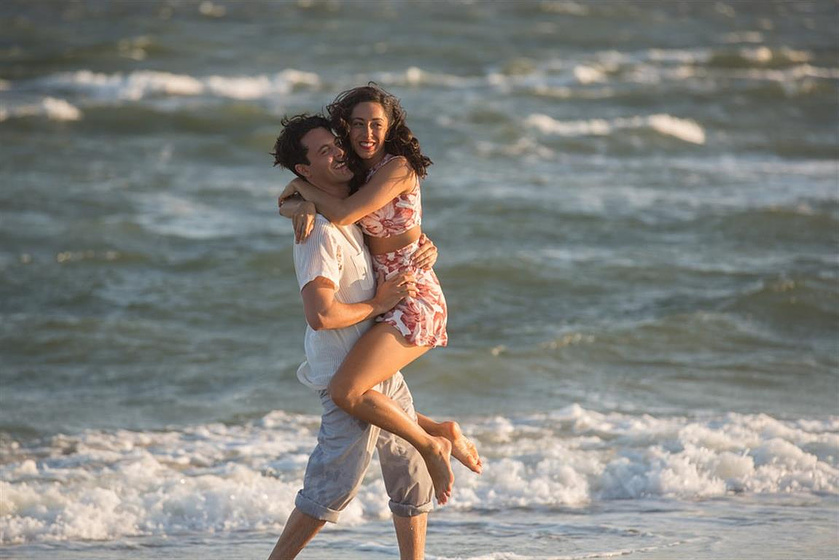 Jack Huston y Oona Chaplin en El Viaje más largo