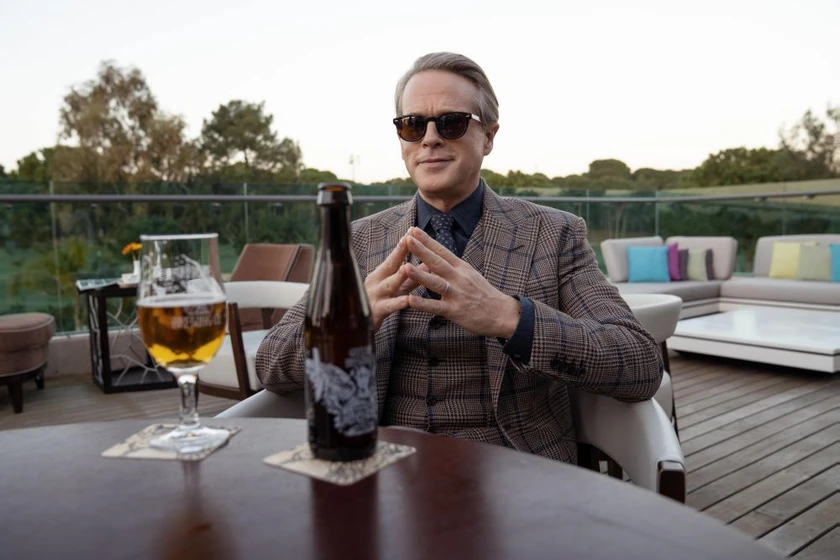 Cary Elwes en Operación Fortune. El Gran Engaño