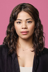 picture of actor Eva Noblezada