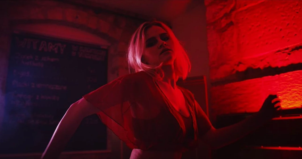 Hannah Rose en the-suppression-of-hannah-stevenson