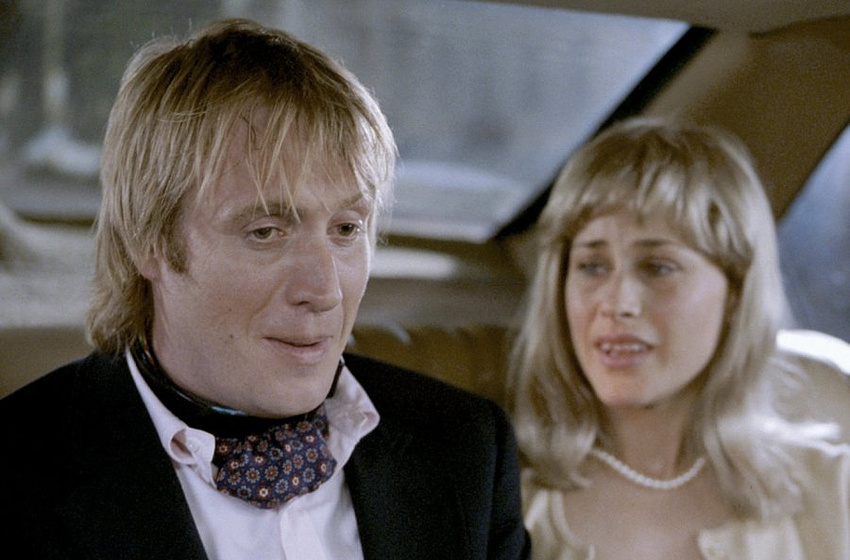 Rhys Ifans y Patricia Arquette en Human Nature