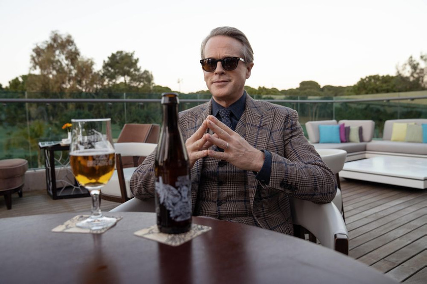 Cary Elwes en Operación Fortune. El Gran Engaño