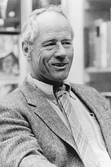 picture of actor Stephen Ambrose