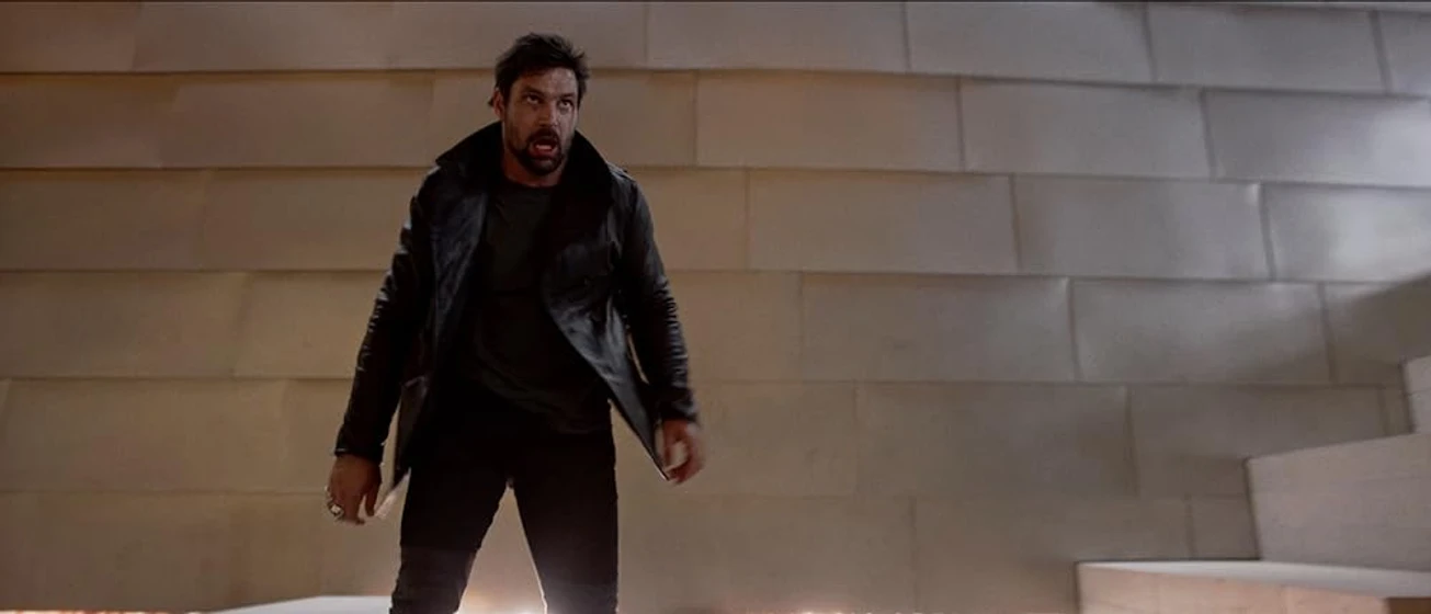 Manu Bennett en beta-test