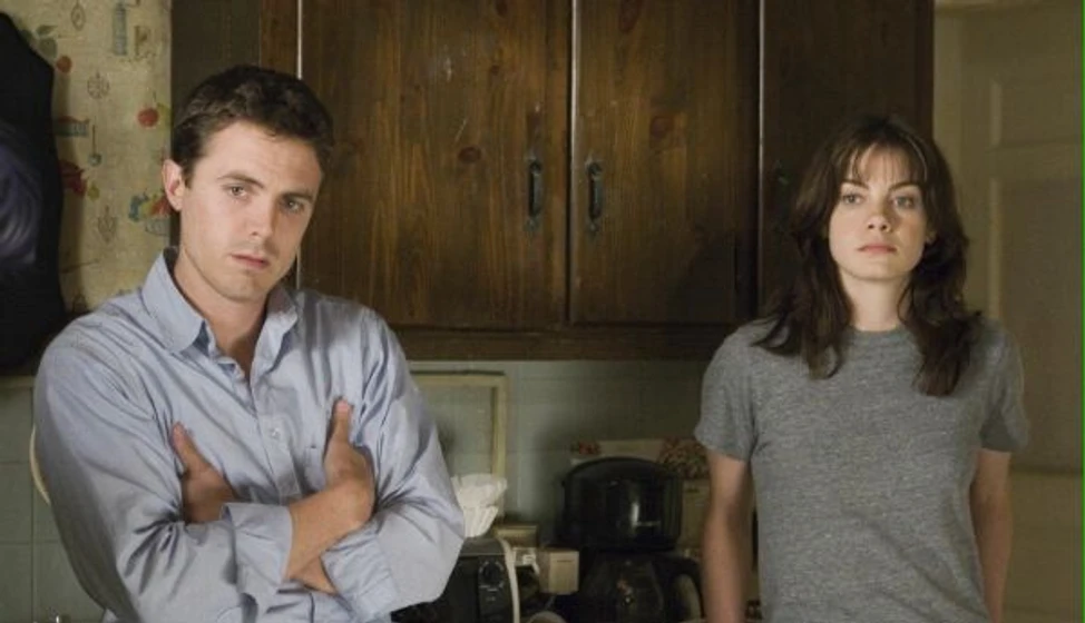 Casey Affleck y Michelle Monaghan en adios-pequena-adios