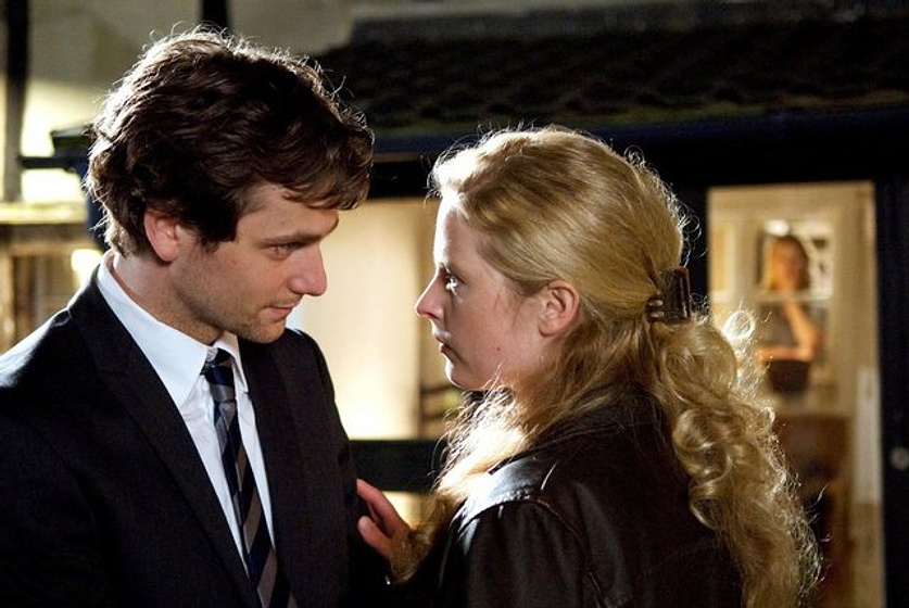 Diana Amft y Florian Stetter en Instinto Perverso
