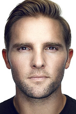 photo of person Kevin Thoms