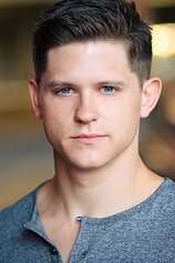 picture of actor Ryan Dinning