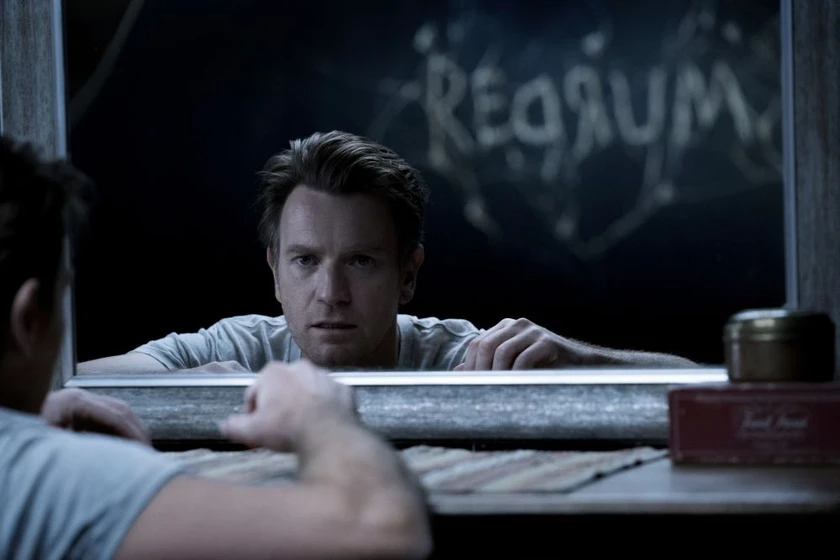 Ewan McGregor en doctor-sueno