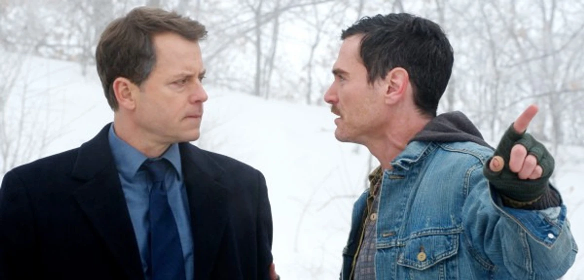 Greg Kinnear y Billy Crudup en timo-bajo-cero