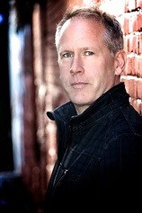 picture of actor Ian Robison