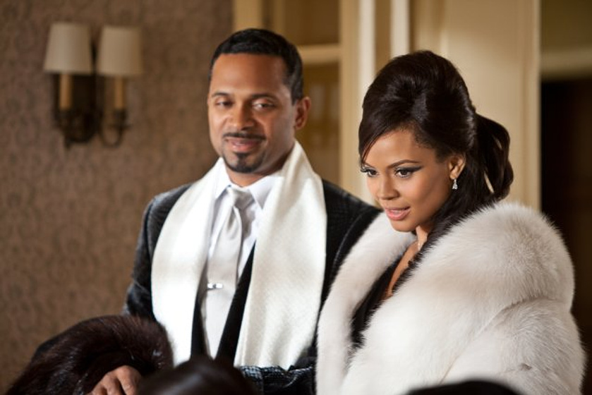 Mike Epps y Carmen Ejogo en Sparkle