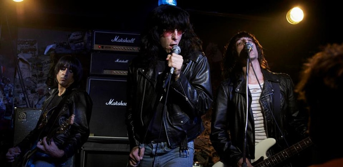 Steven Schub, Joel David Moore y Julian Acosta en CBGB