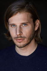 picture of actor Matthew Raudsepp