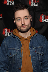 photo of person Erik Bloomquist