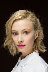 picture of actor Sarah Gadon