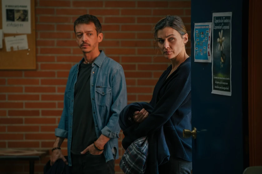 Nahuel Pérez Biscayart y Marta Nieto en la-mitad-de-ana