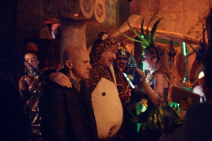 David Thewlis y Christoph Waltz en teorema-zero