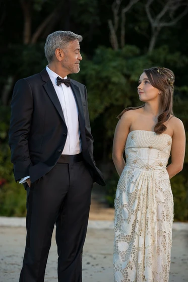 George Clooney y Kaitlyn Dever en viaje-al-paraiso