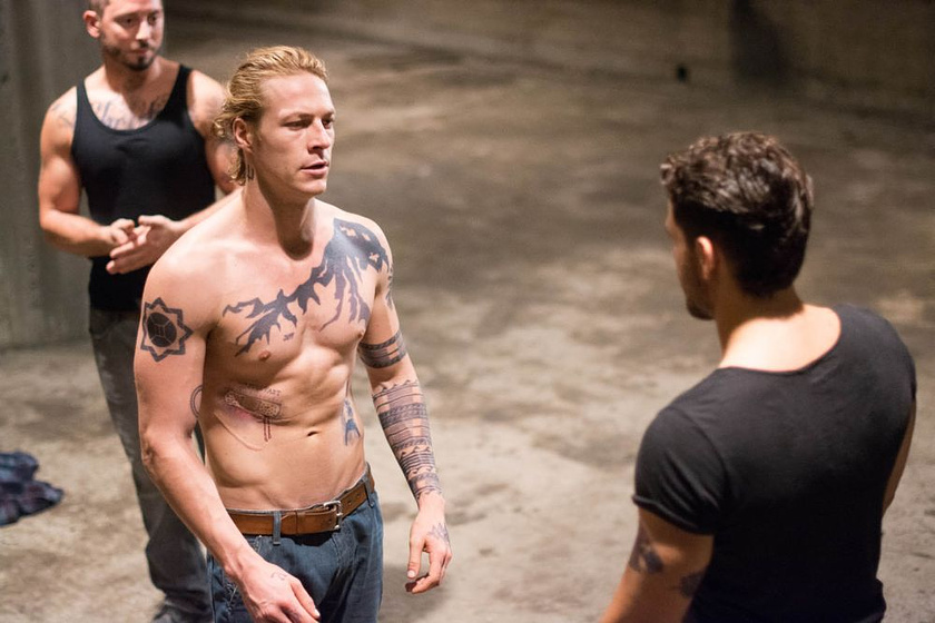 Luke Bracey en Point Break. Sin Límites