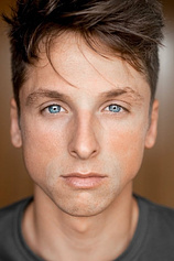 picture of actor Carlos Scholz