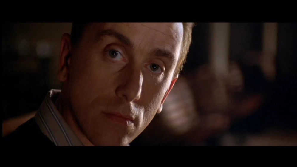 Tim Roth en La Leyenda del pianista en el océano