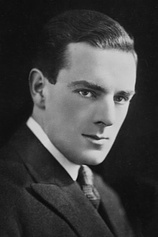 picture of actor Roy Royston
