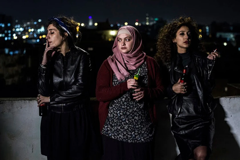 Mouna Hawa, Sana Jammelieh y Shaden Kanboura en bar-bahar-entre-dos-mundos
