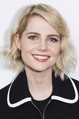 photo of person Lucy Boynton