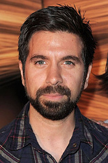 picture of actor Joshua Gomez