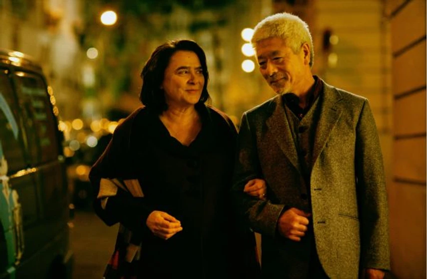 Josiane Balasko y Togo Igawa en el-erizo
