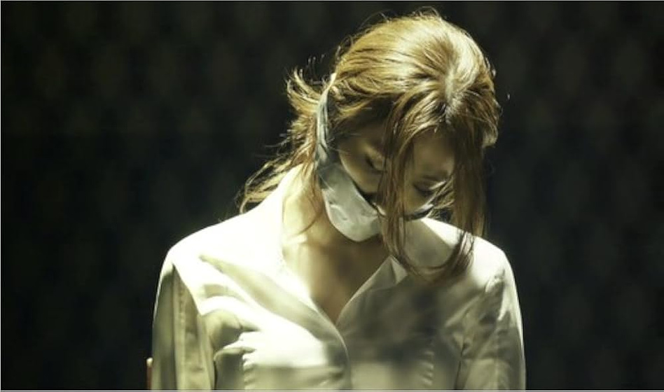 Jo Yoon-hee en the-con-artists