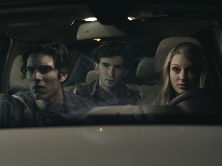 Kirby Bliss Blanton, Alex Shaffer y Samuel Larsen en recovery