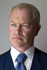 photo of person Neal McDonough